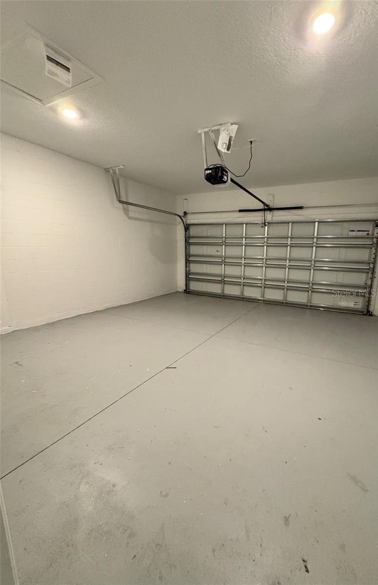 TOHOQUA PH 7 - Residential Lease