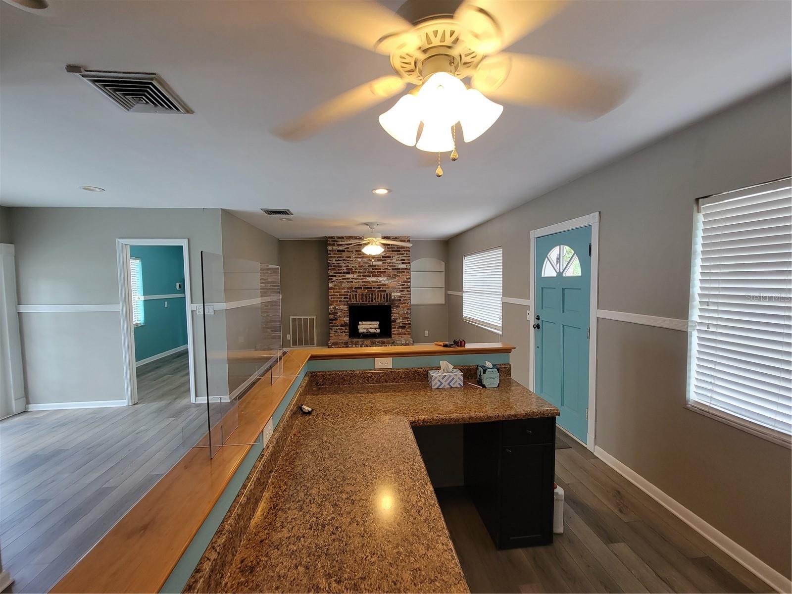1107 LITHIA PINECREST ROAD