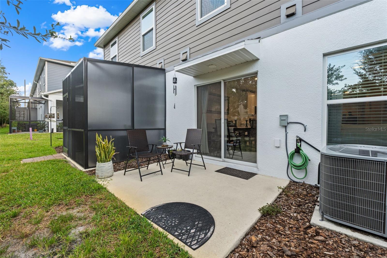TOWNS AT TUSKAWILLA COMMONS - Residential