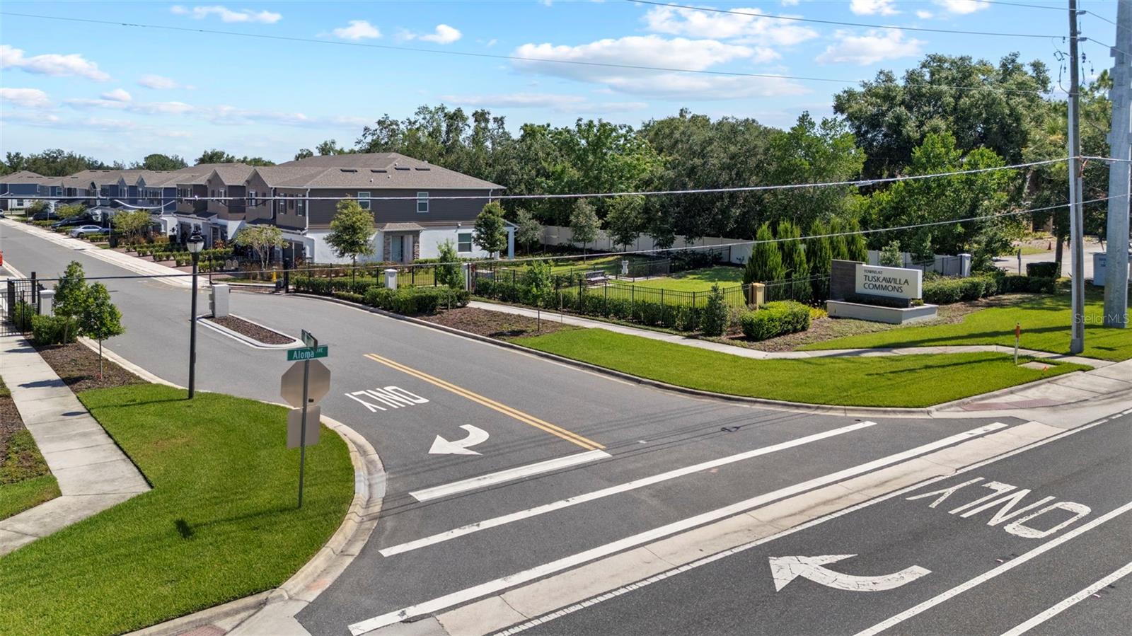 TOWNS AT TUSKAWILLA COMMONS - Residential