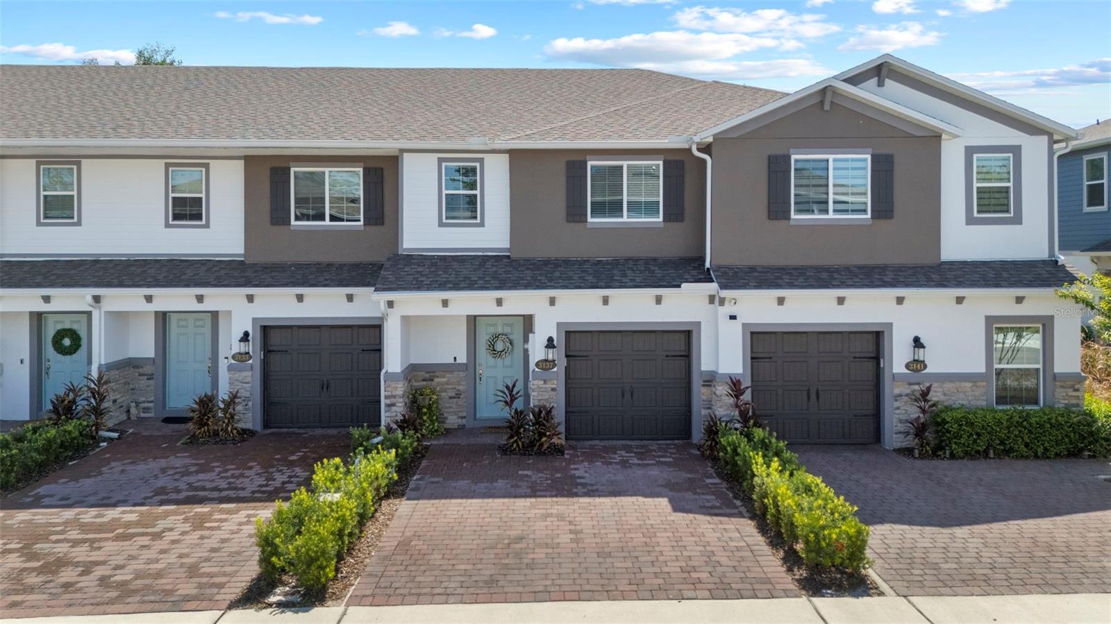 TOWNS AT TUSKAWILLA COMMONS - Residential