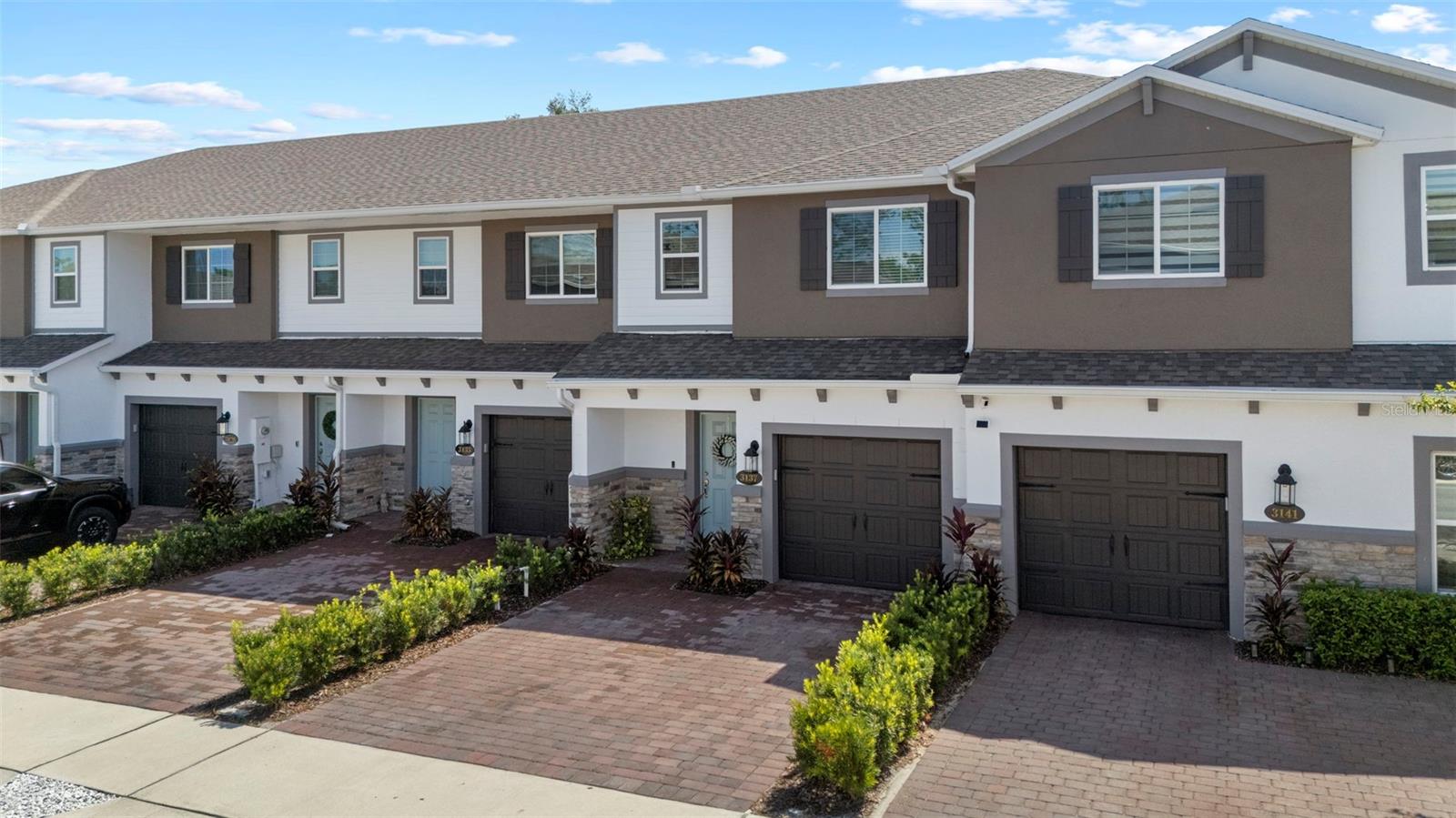 TOWNS AT TUSKAWILLA COMMONS - Residential