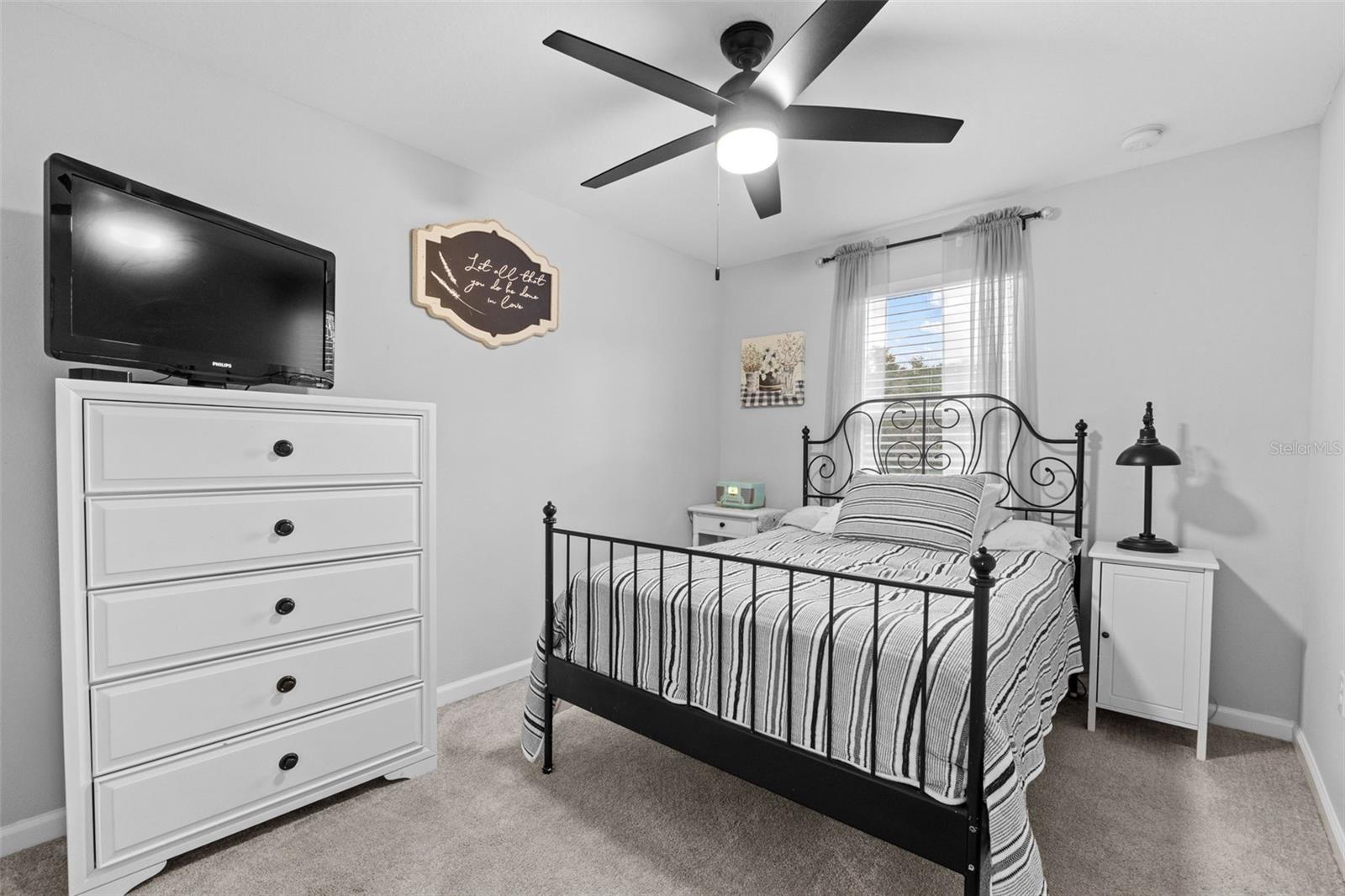 TOWNS AT TUSKAWILLA COMMONS - Residential