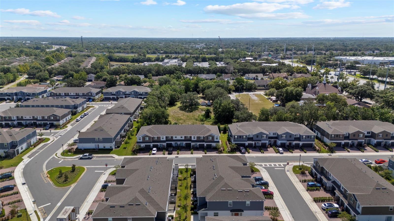 TOWNS AT TUSKAWILLA COMMONS - Residential