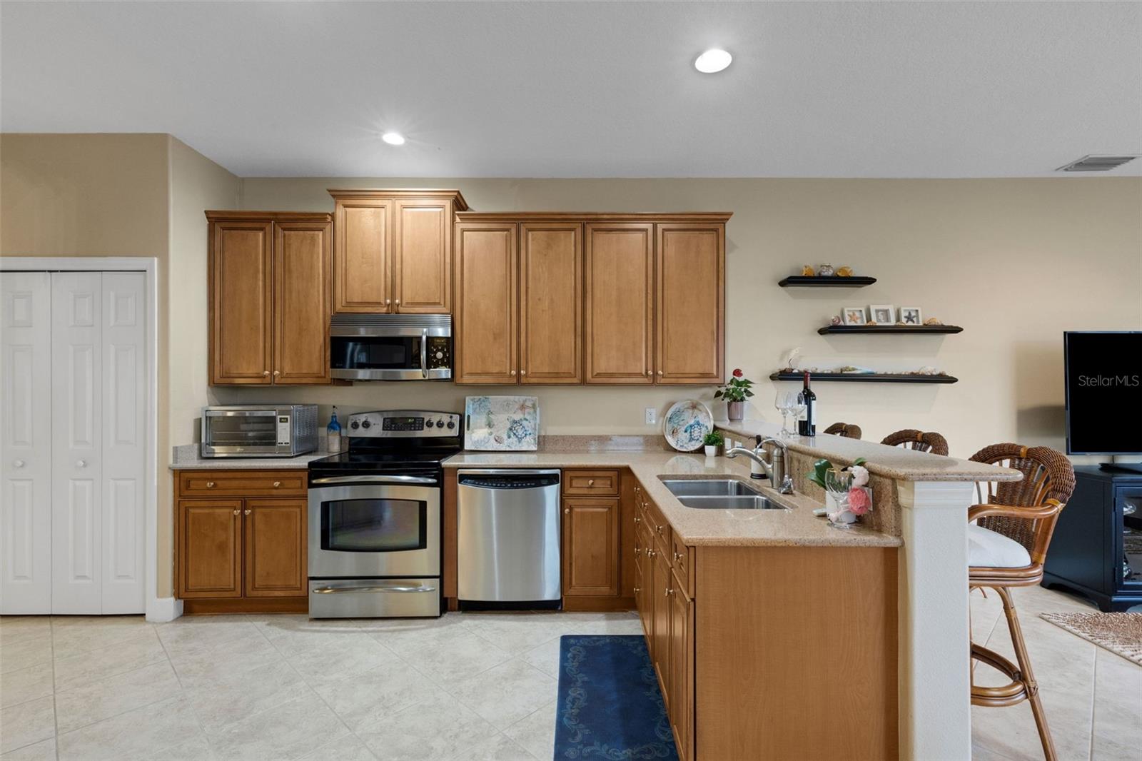 STONEYBROOK AT VENICE - Residential