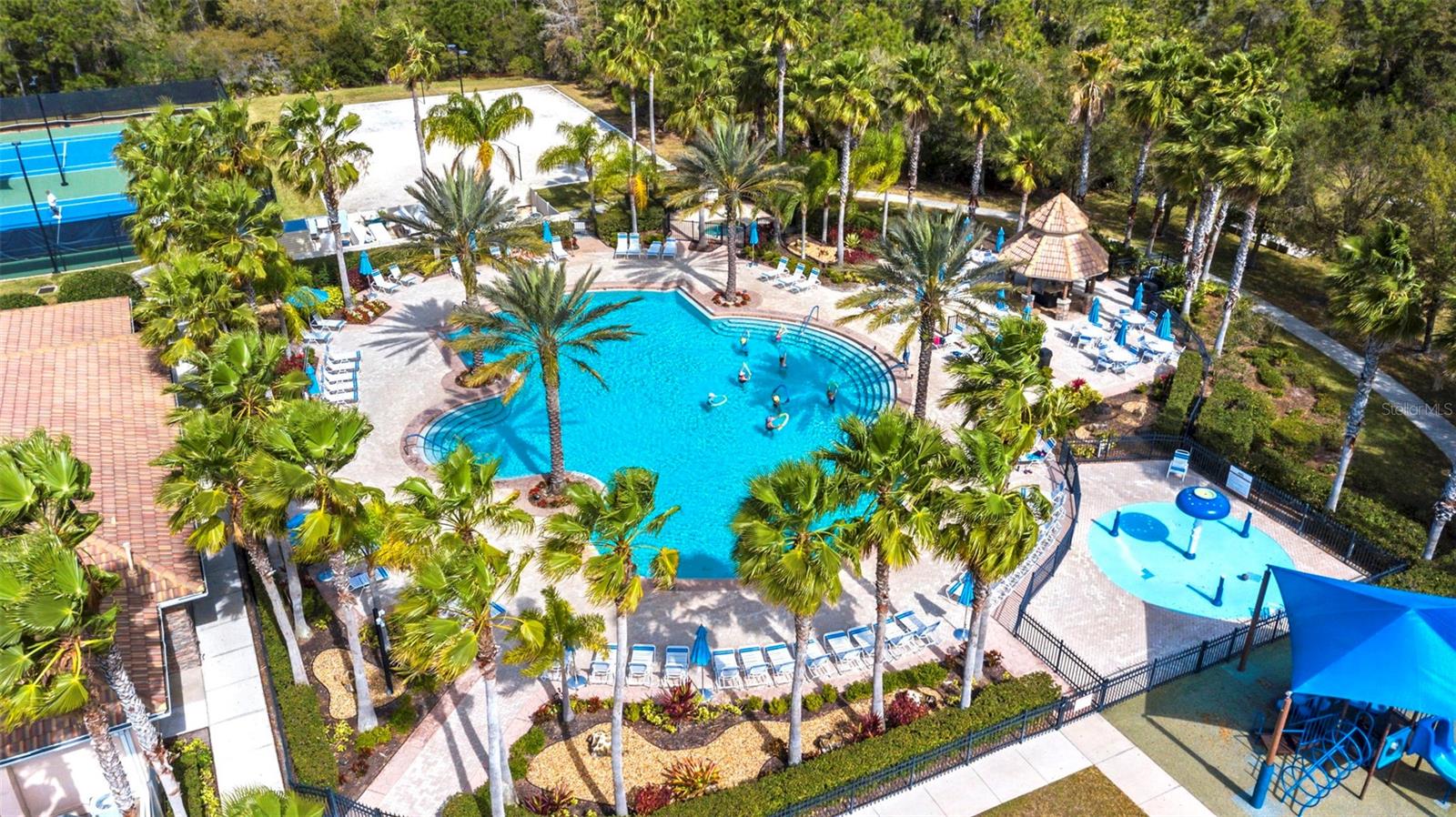 STONEYBROOK AT VENICE - Residential