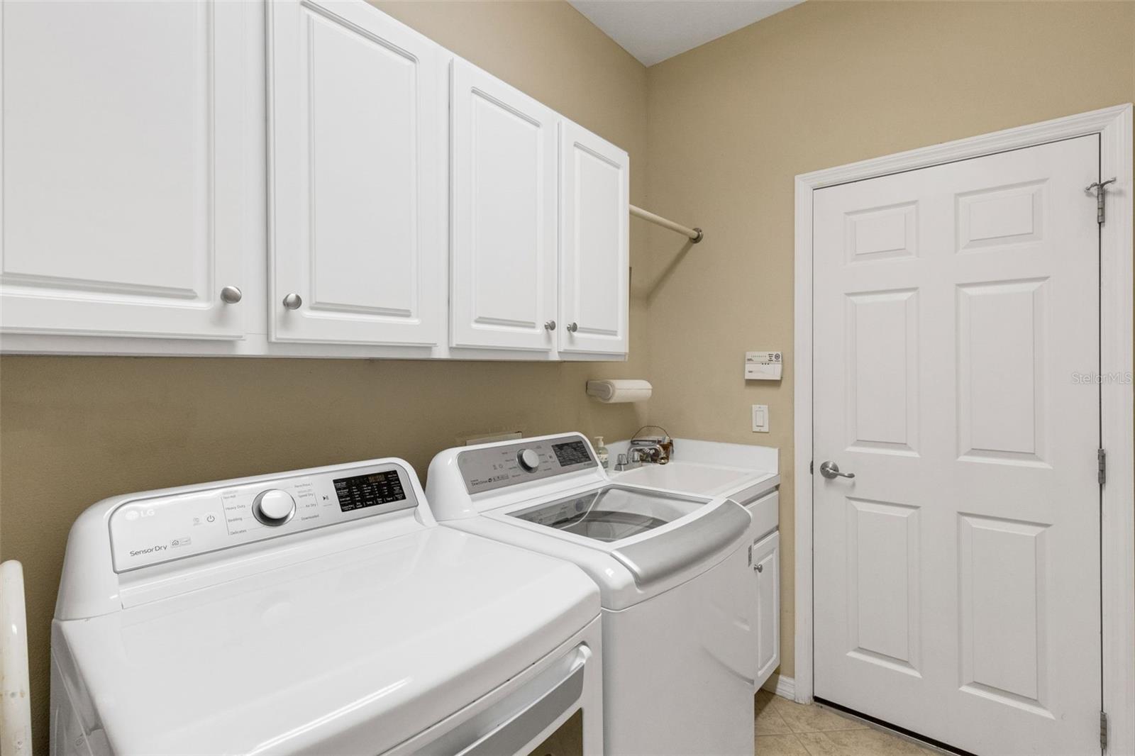 STONEYBROOK AT VENICE - Residential