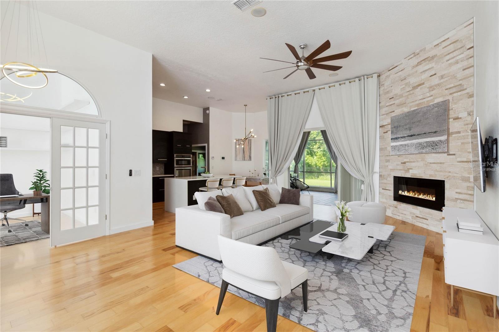 824 PALM COVE DRIVE