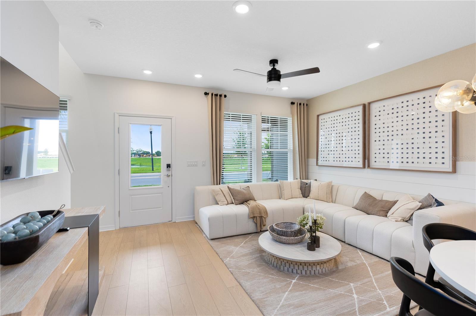 SILVERLEAF OAKS - Residential