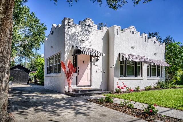 Photo of 2520 11th Avenue W, Bradenton, FL 34205 (MLS # A4708348)