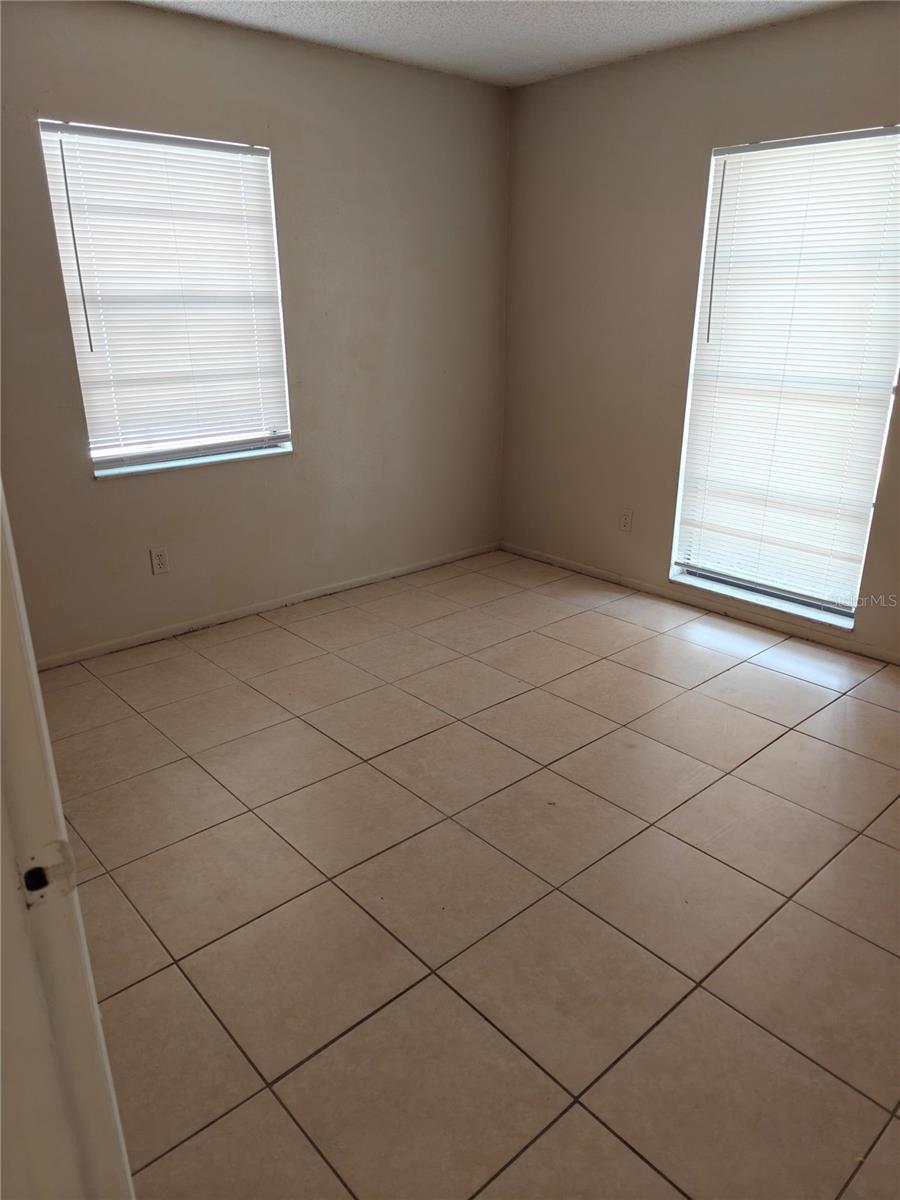 METES AND BOUNDS - Residential Income