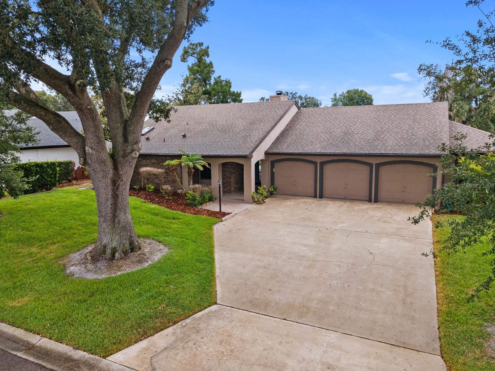 7437 PINEMOUNT DRIVE