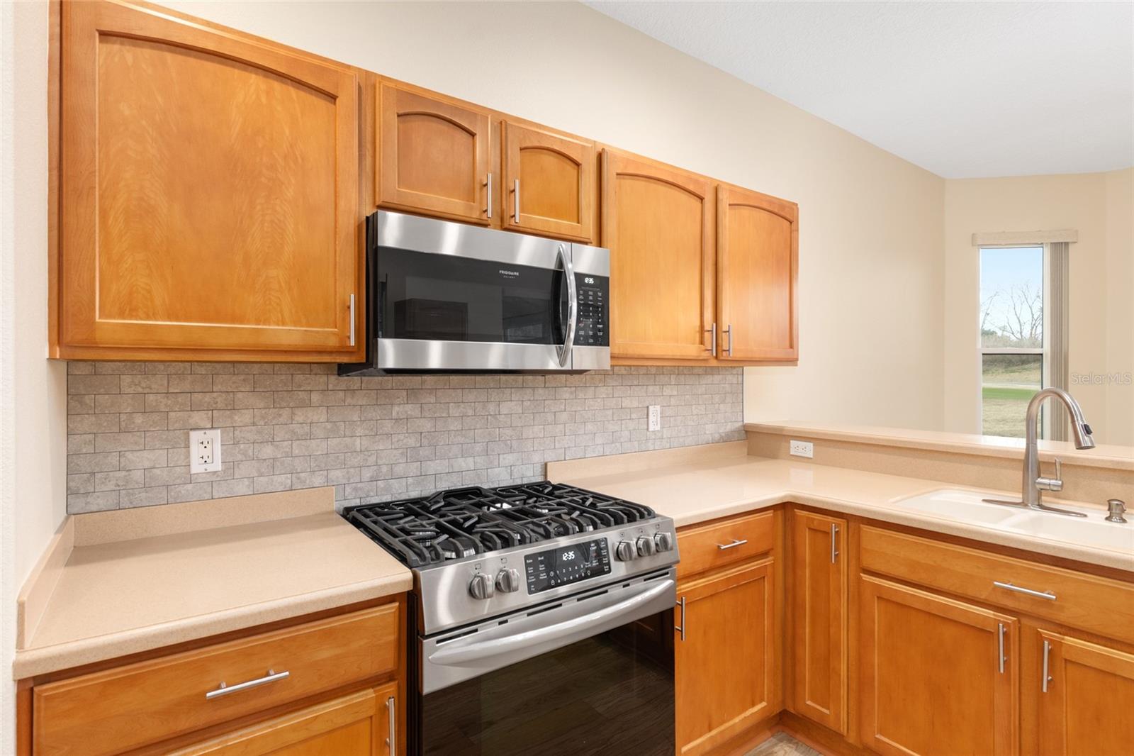 SUMMERGLEN PH 1 - Residential