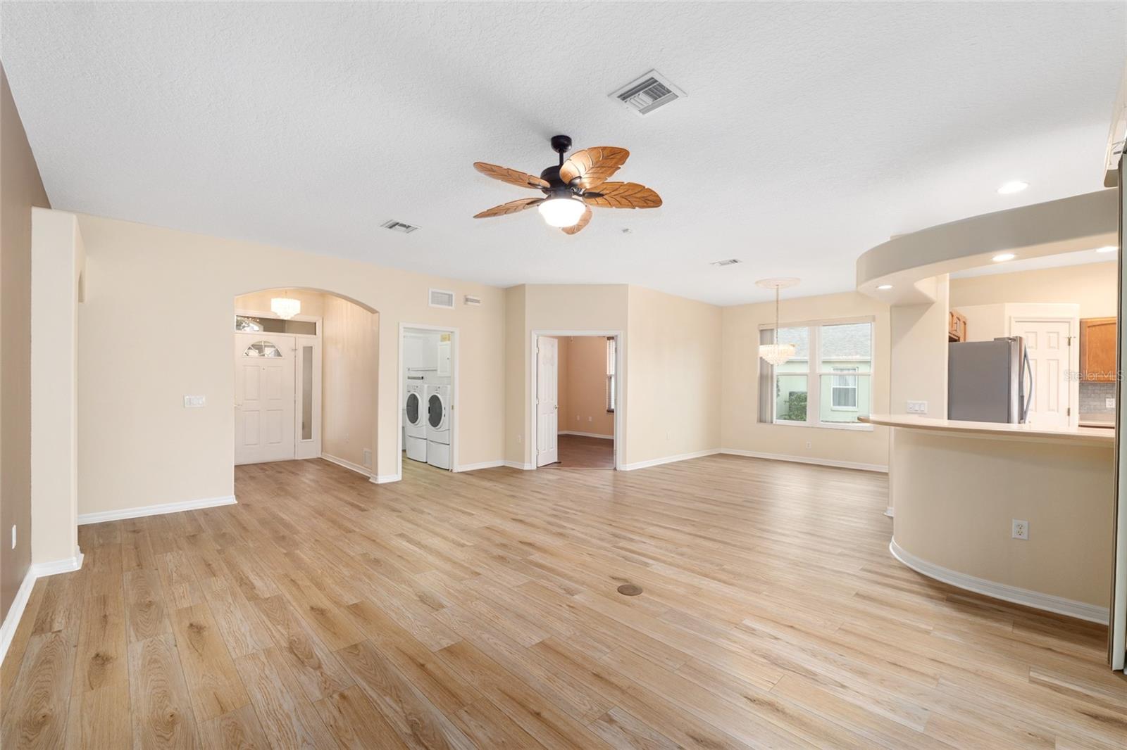 SUMMERGLEN PH 1 - Residential