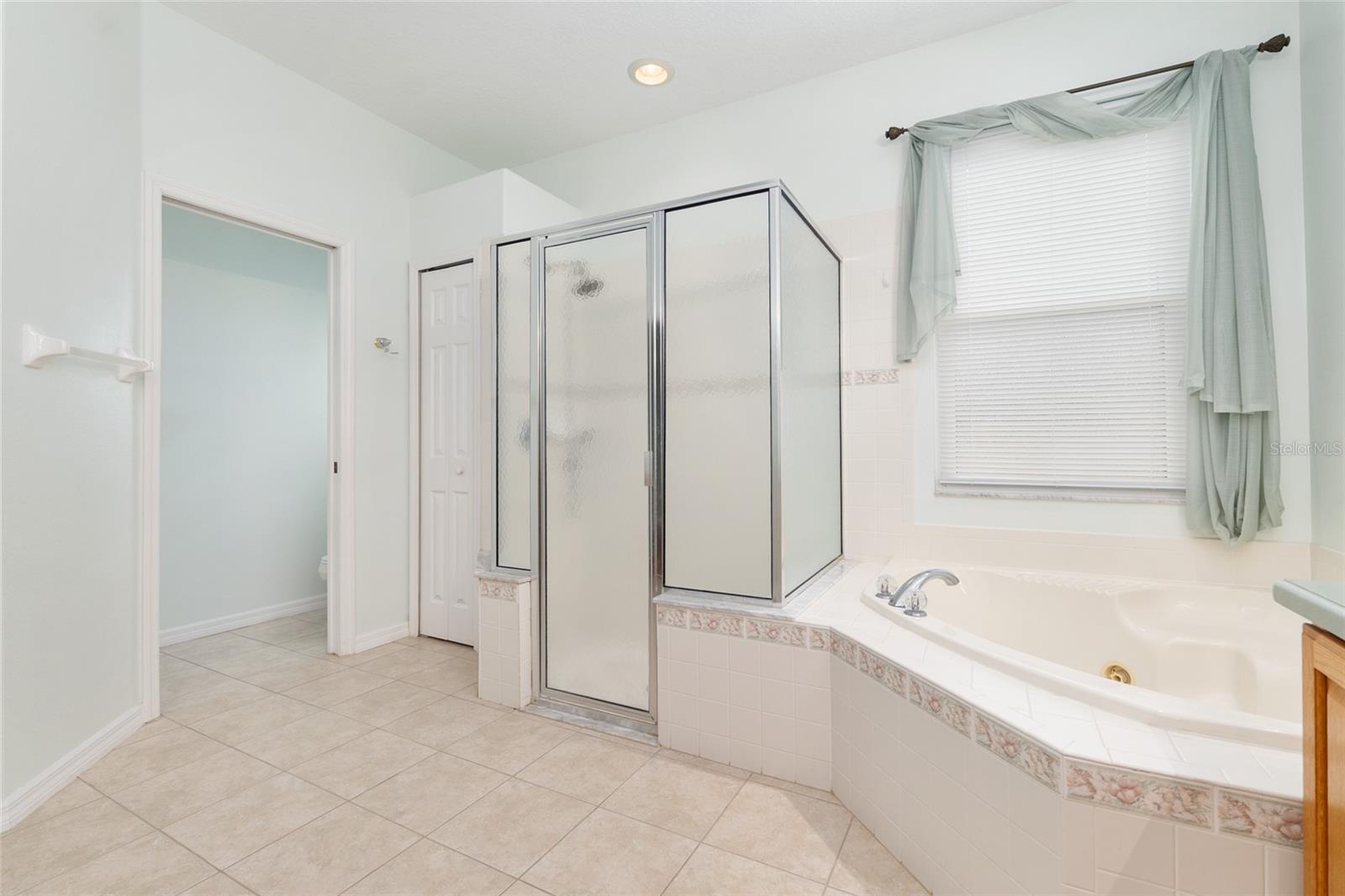 SUMMERGLEN PH 1 - Residential