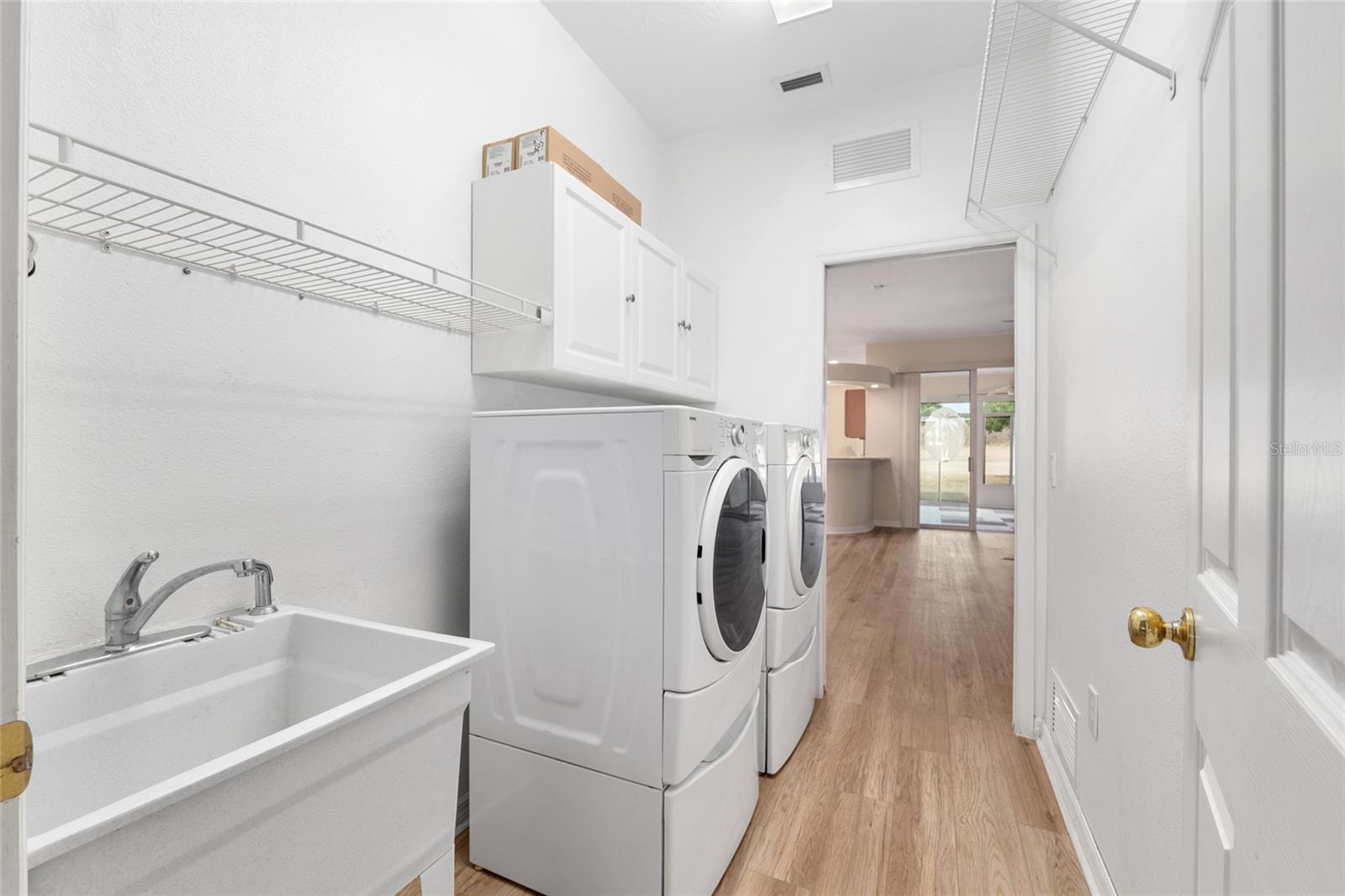 SUMMERGLEN PH 1 - Residential