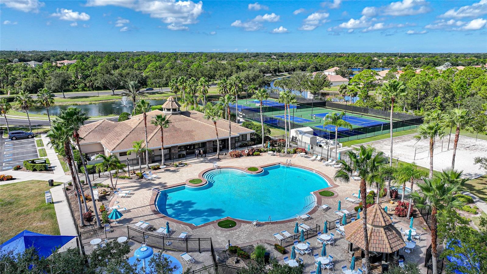 STONEYBROOK AT VENICE - Residential