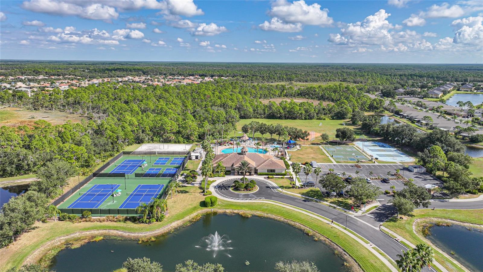 STONEYBROOK AT VENICE - Residential