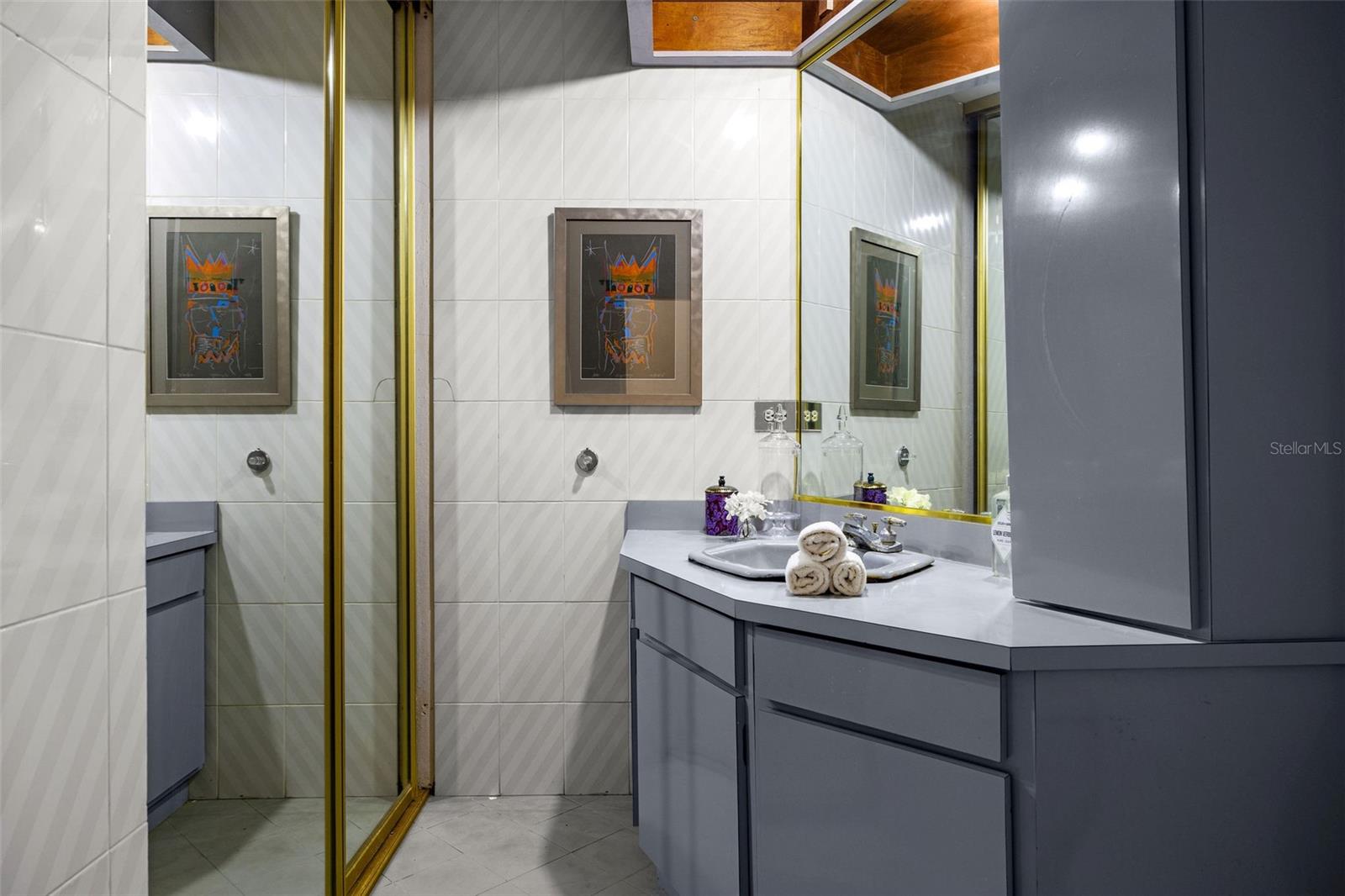 MANSIONES DE GARDEN HILLS - Residential