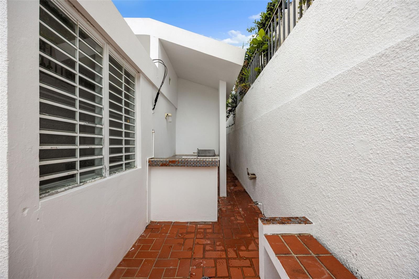 MANSIONES DE GARDEN HILLS - Residential