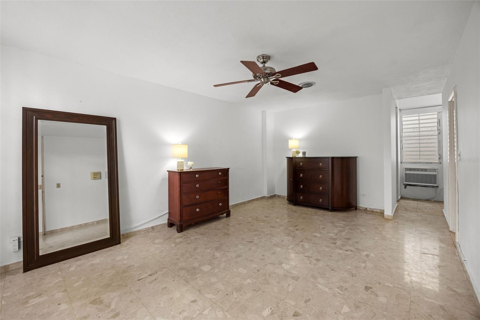 MANSIONES DE GARDEN HILLS - Residential