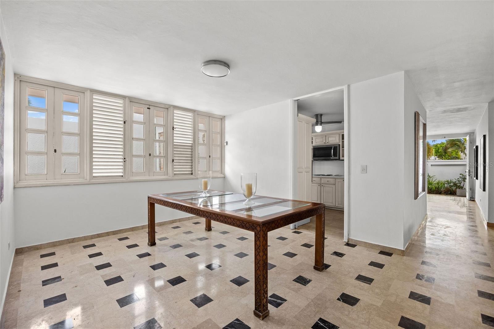 MANSIONES DE GARDEN HILLS - Residential