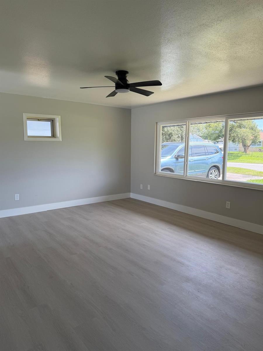 11106 HAPPY ACRES LANE