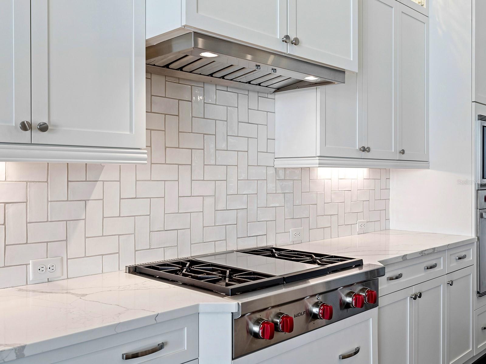 LAKE CLUB PH II UNIT 1-B - Residential