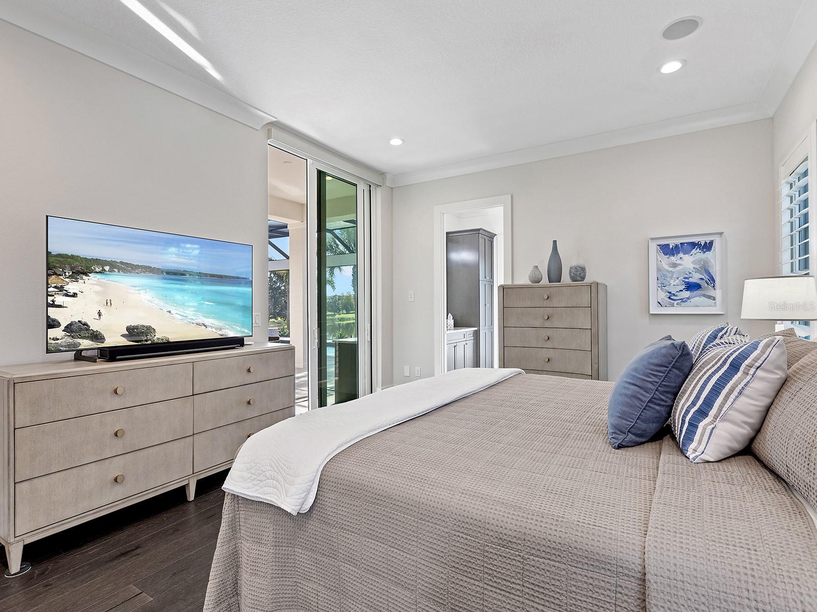 LAKE CLUB PH II UNIT 1-B - Residential