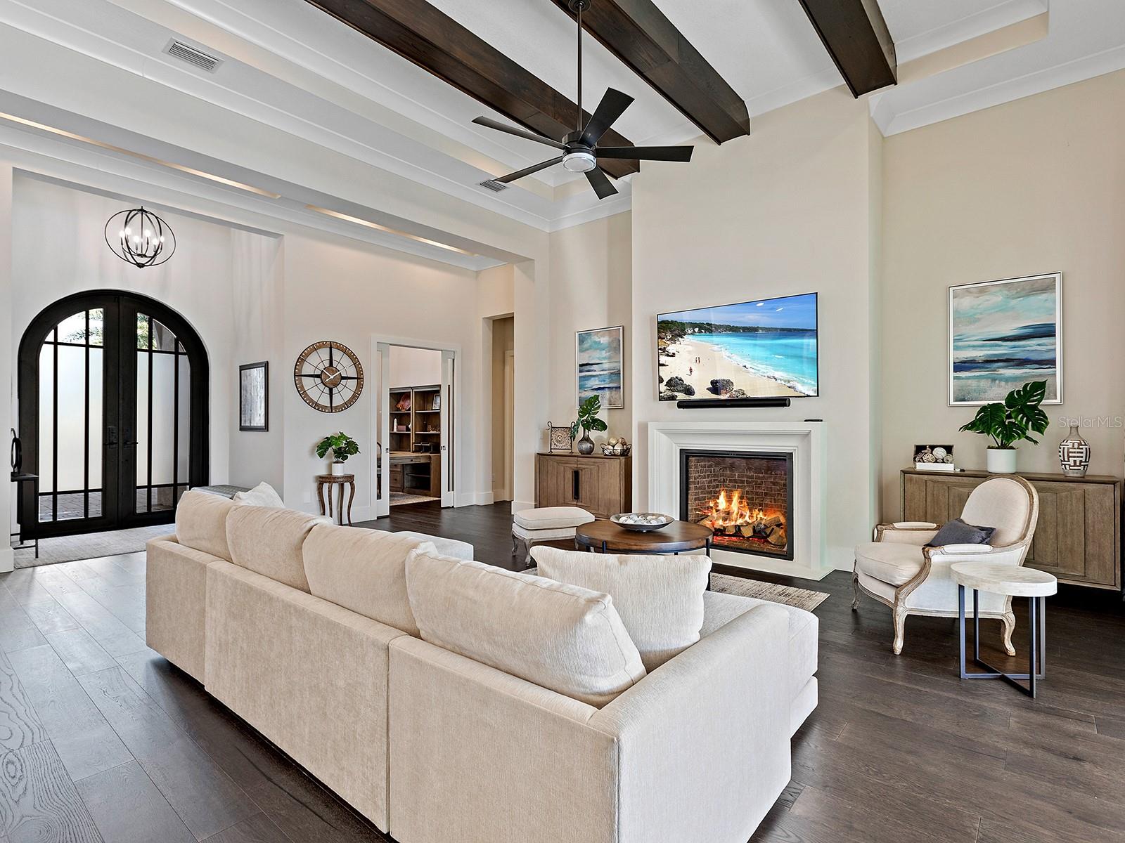 LAKE CLUB PH II UNIT 1-B - Residential