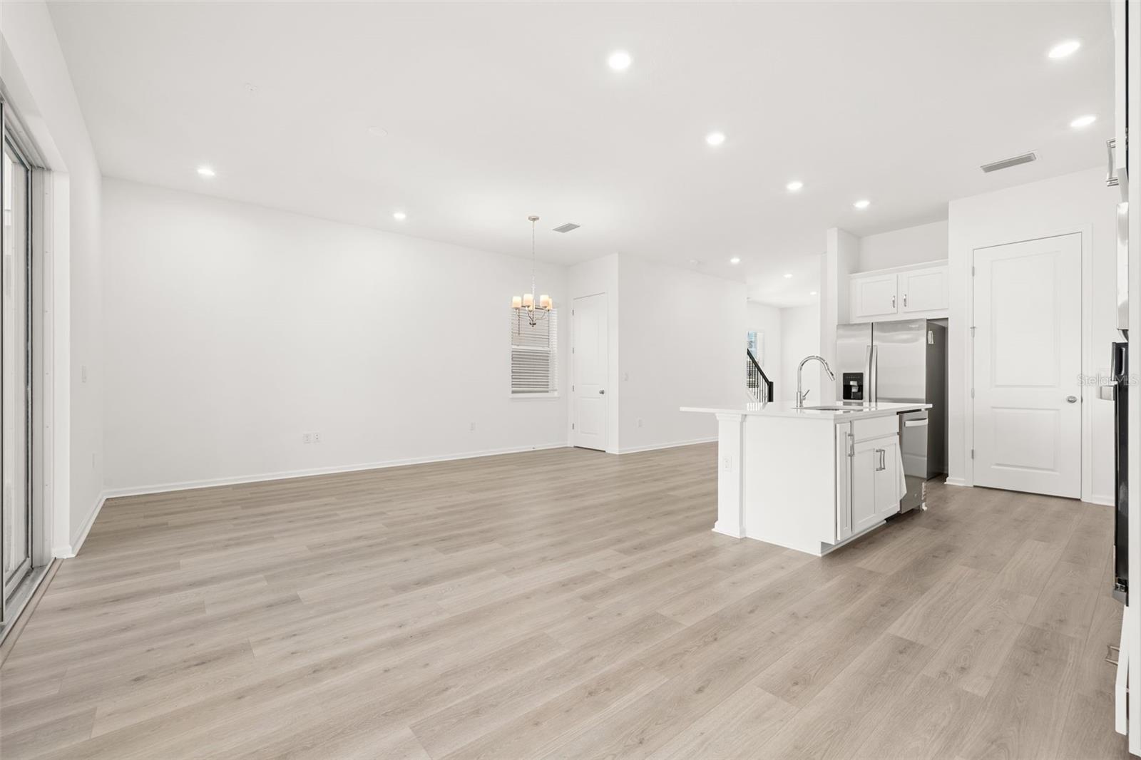 SERENADE AT OVATION - Residential