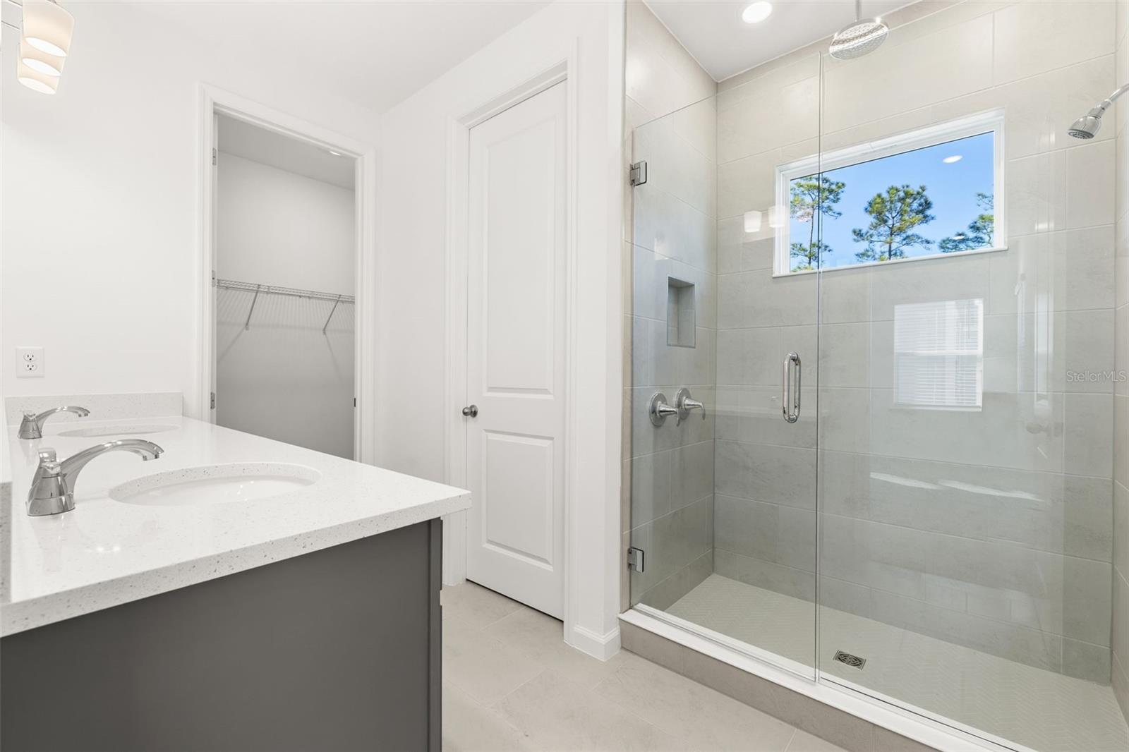 SERENADE AT OVATION - Residential