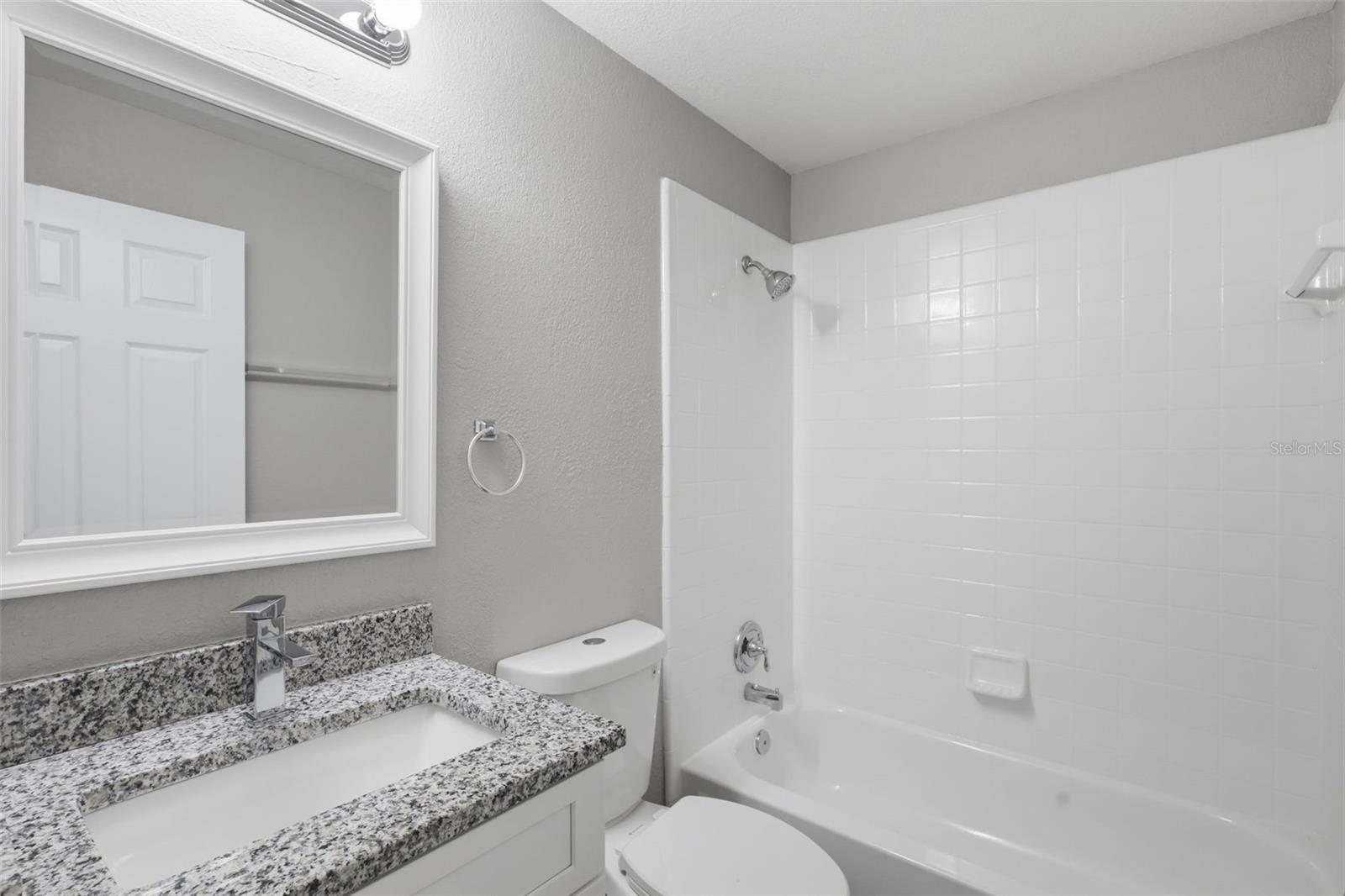 KING OAK VILLAS PH 2 4TH ADD - Residential