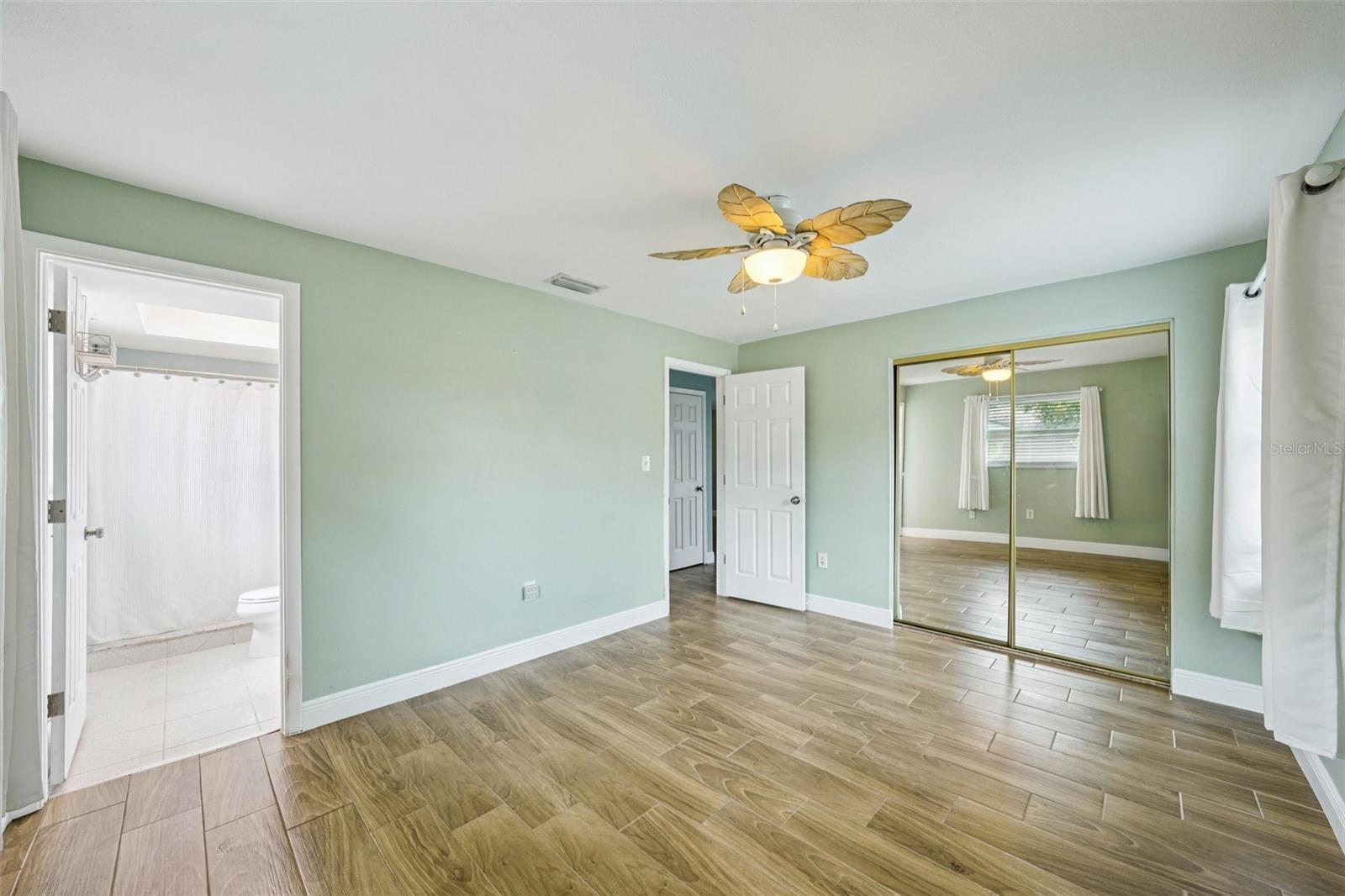 GULF OAKS ESTS - Residential