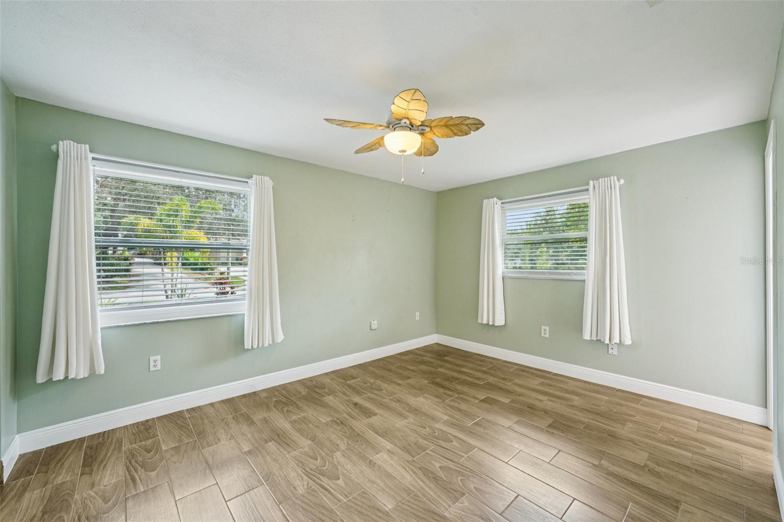 GULF OAKS ESTS - Residential