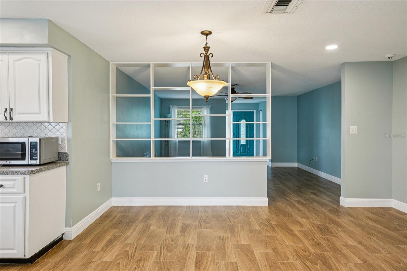 GULF OAKS ESTS - Residential