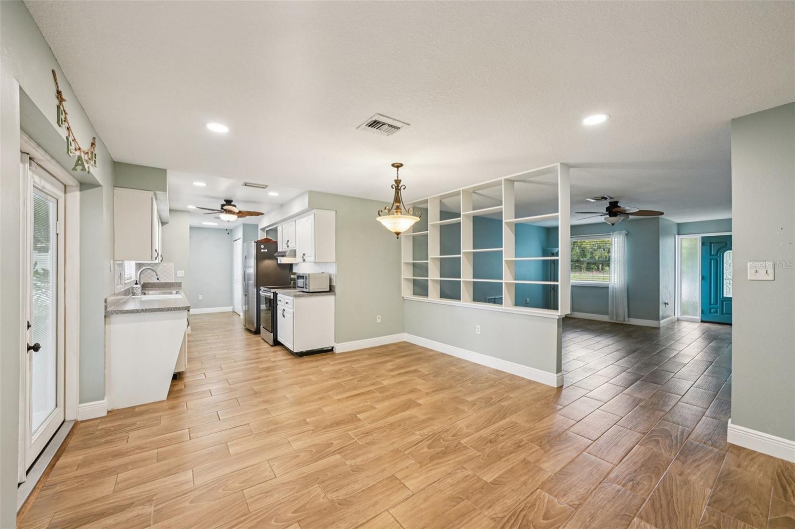 GULF OAKS ESTS - Residential