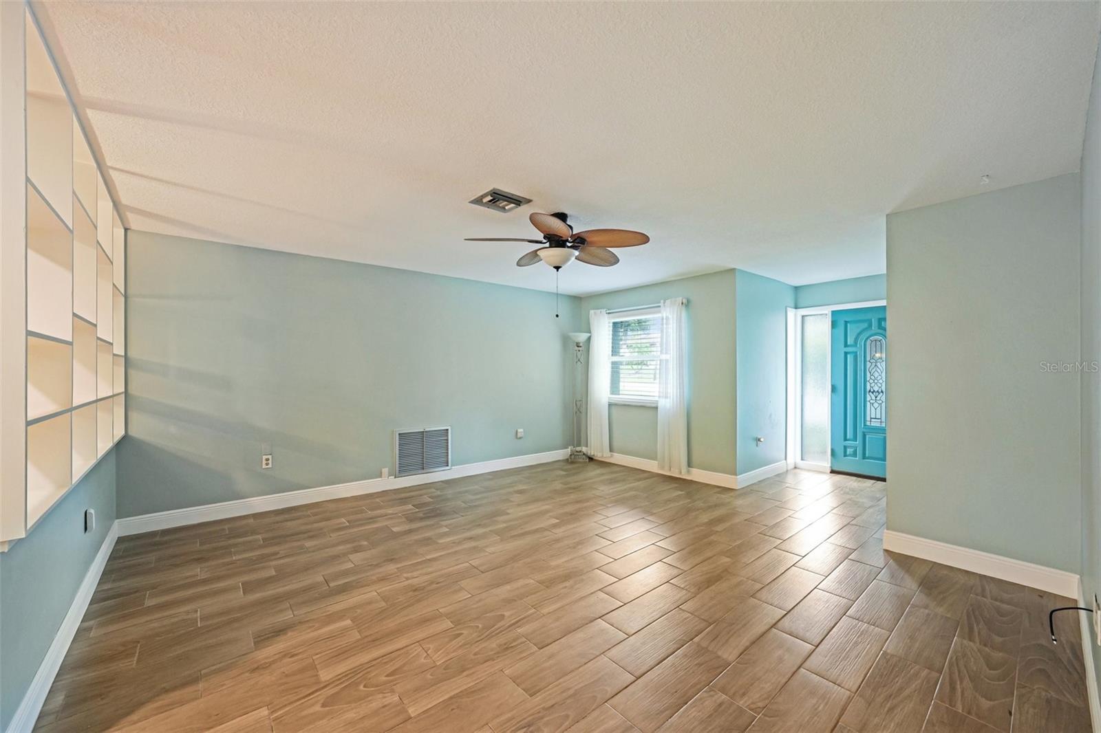 GULF OAKS ESTS - Residential