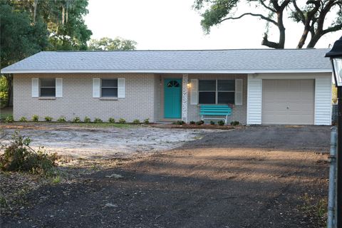 Photo of 4454 Edwards Road, Plant City, FL 33567 (MLS # TB8498717)