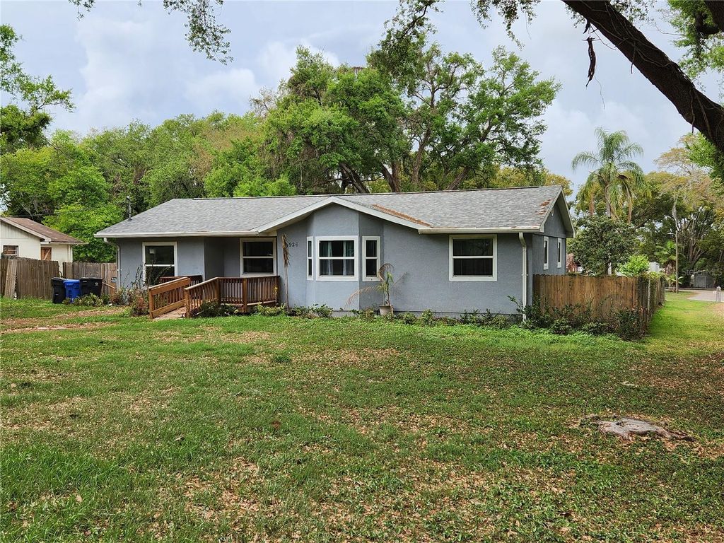 Photo of 1926 Meadowridge Drive, Valrico, FL 33596 (MLS # TB8487306)