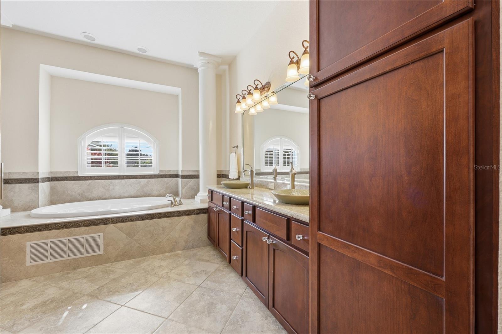 WINTER HAVEN COURT - Residential