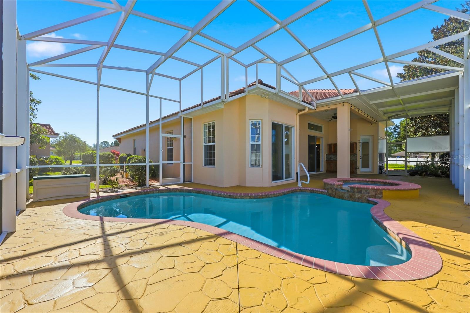 WINTER HAVEN COURT - Residential