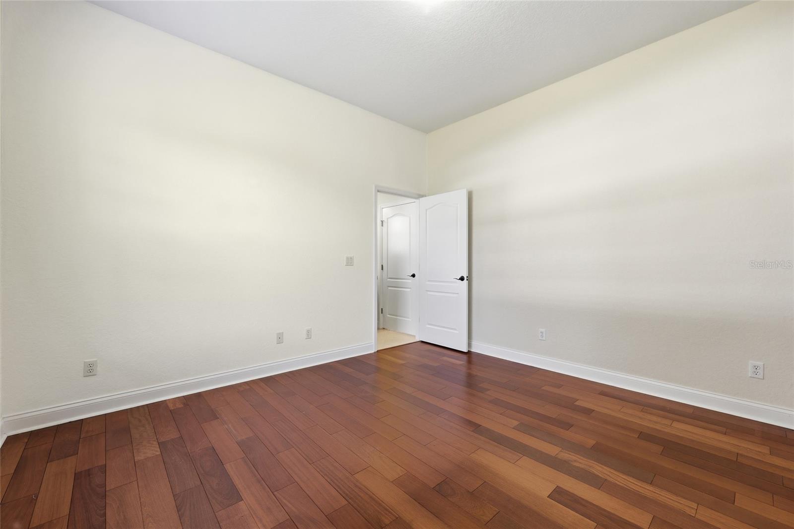 WINTER HAVEN COURT - Residential