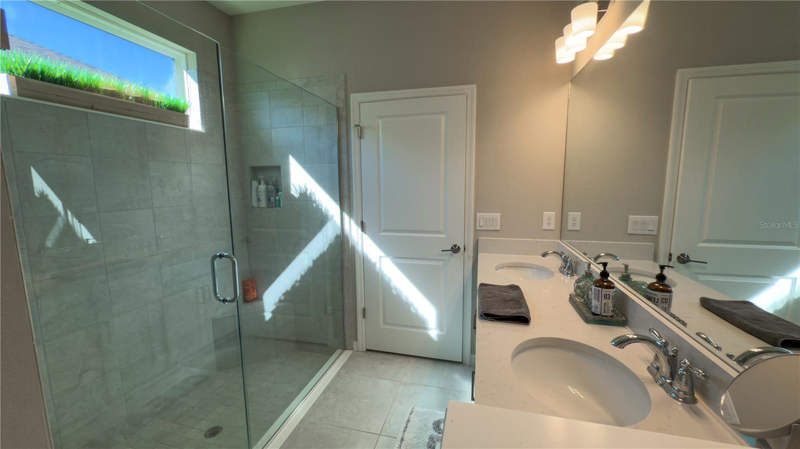 SORRENTO PH I - Residential Lease