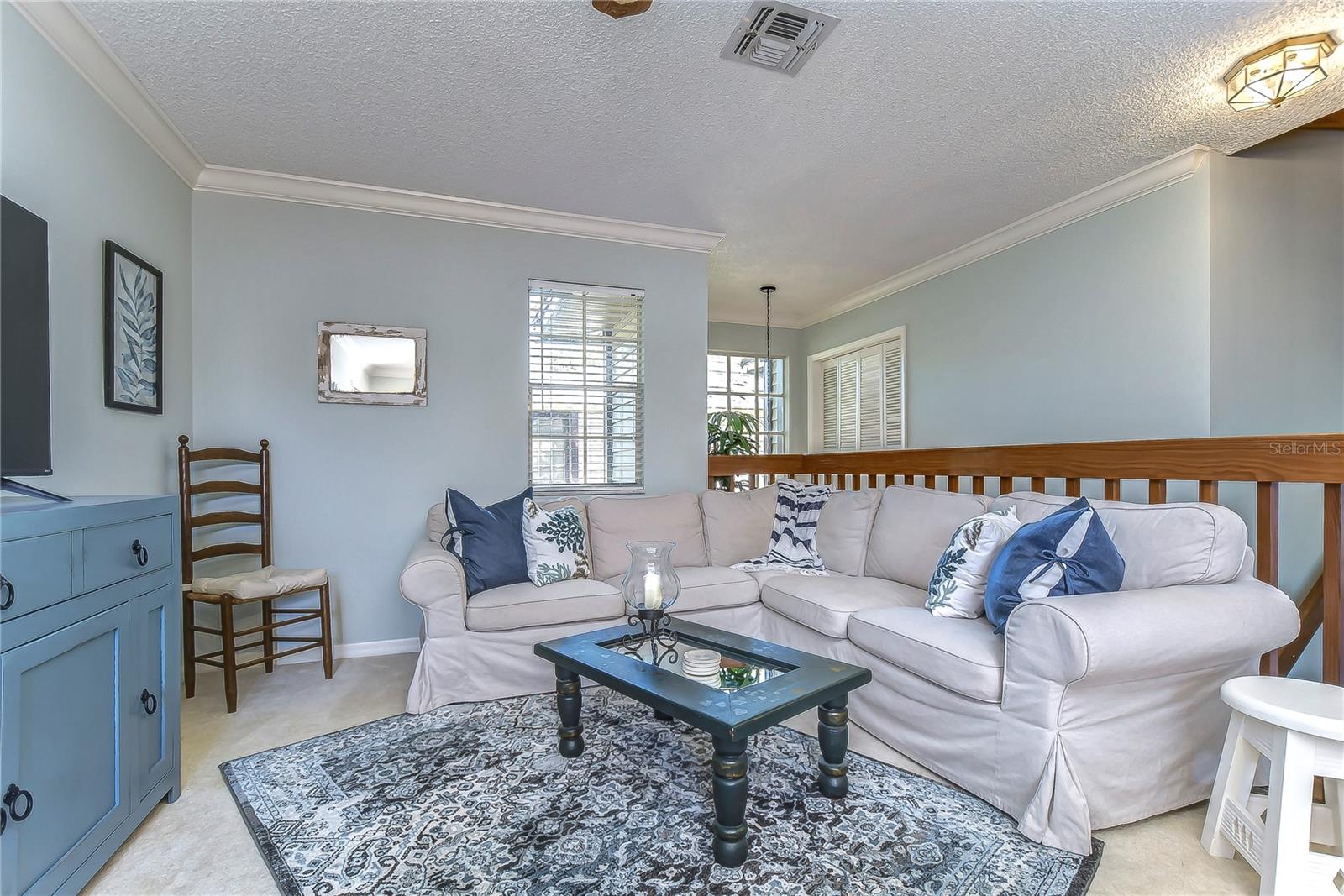 LAUREL OAKS AT COUNTRY WOODS CONDO - Residential