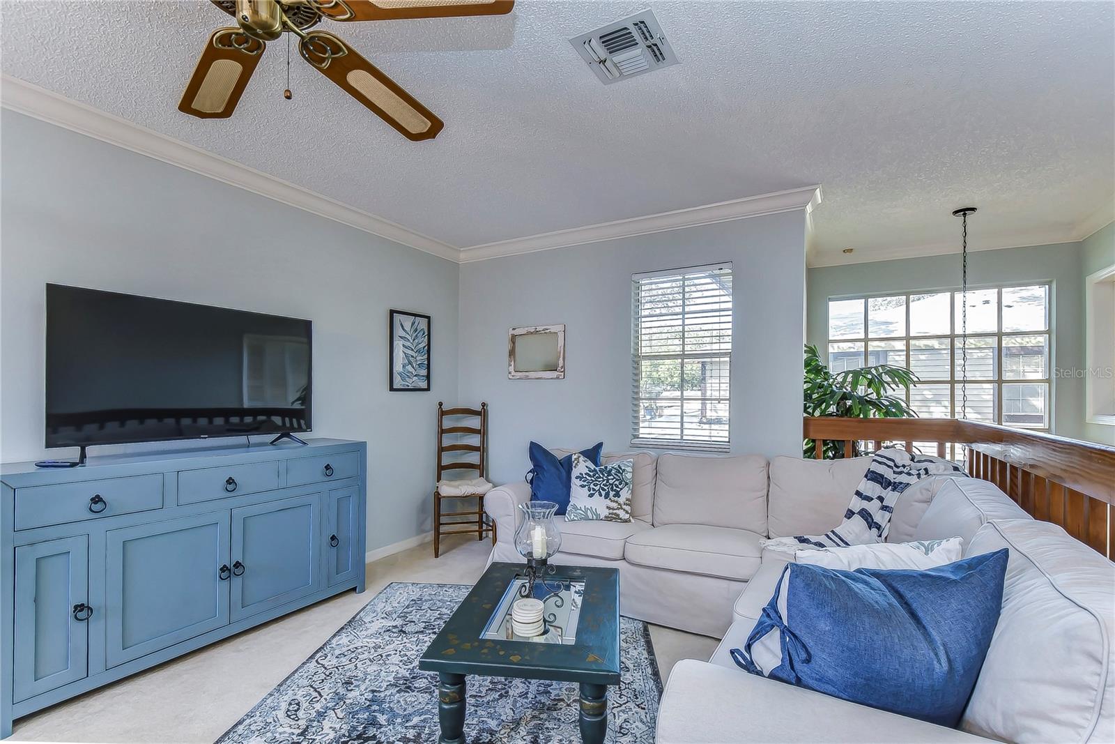 LAUREL OAKS AT COUNTRY WOODS CONDO - Residential