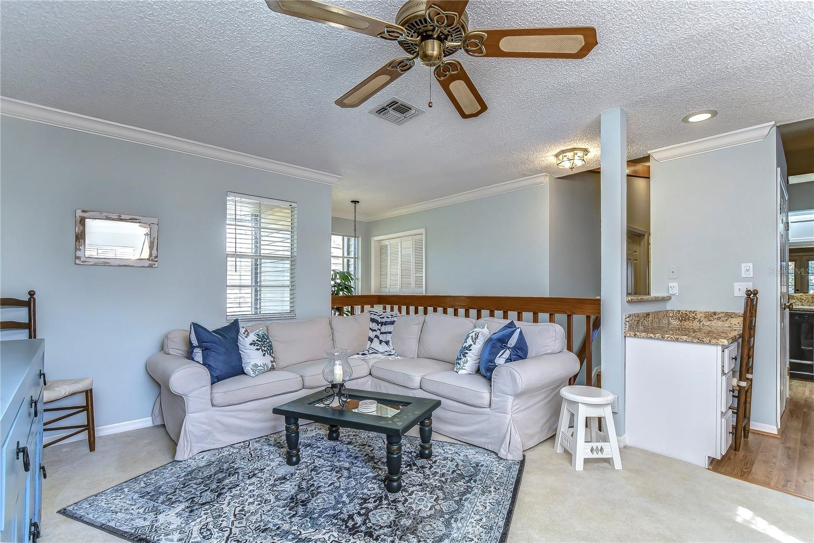 LAUREL OAKS AT COUNTRY WOODS CONDO - Residential