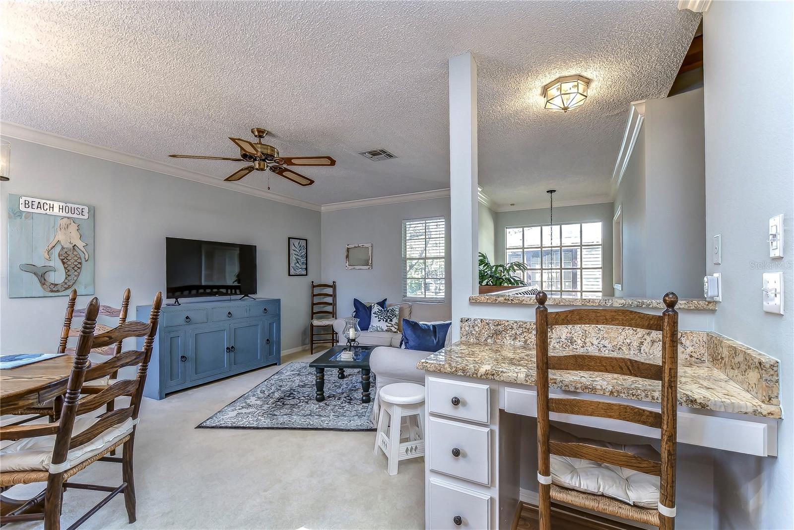 LAUREL OAKS AT COUNTRY WOODS CONDO - Residential