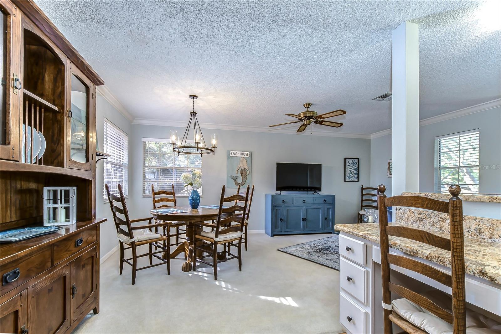 LAUREL OAKS AT COUNTRY WOODS CONDO - Residential