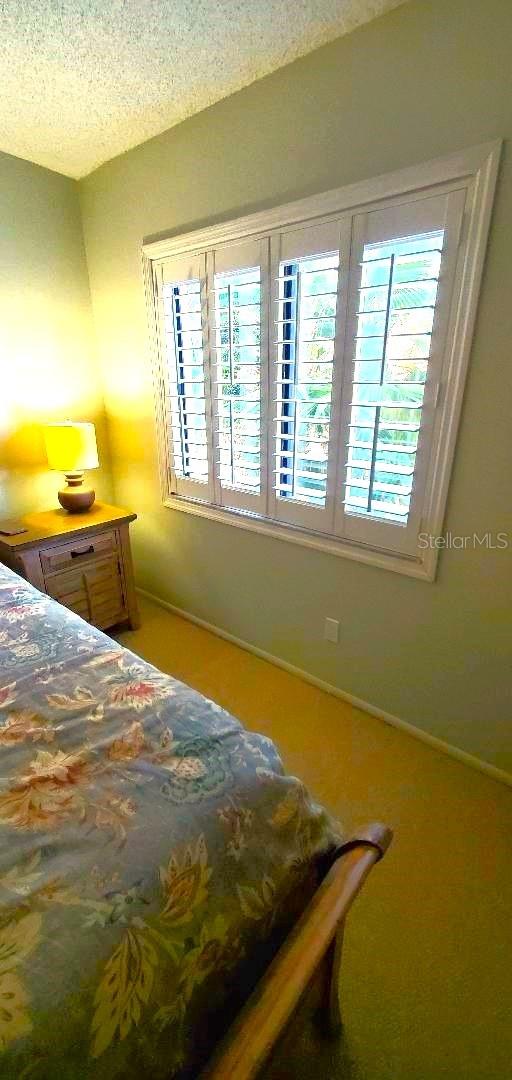 HUNTERS GLEN CONDO - Residential